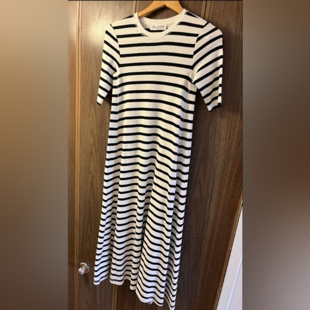 MARC O POLO JERSEY DRESS MADE OF LENZING ECOVERO IN OFFWHITE WITH BLACK STRIPES